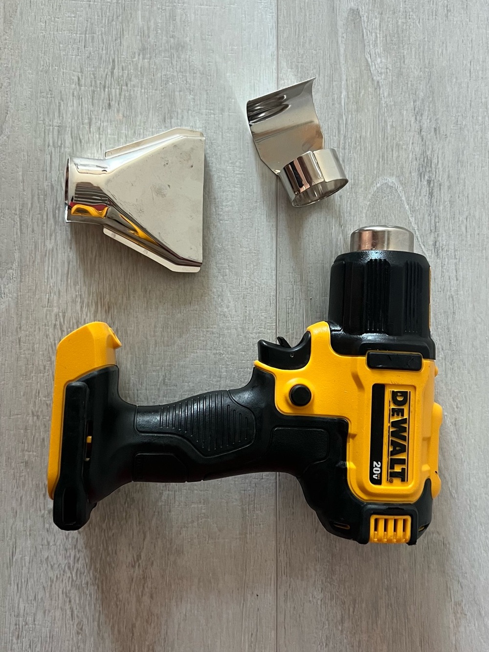 DEWALT 20V Cordless Heat Gun – Black & Yellow